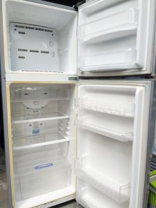 Tủ lạnh Samsung RT2BSDSS2/XSV 217 lít